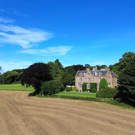 Chirnside Hall Hotel Екстериор снимка