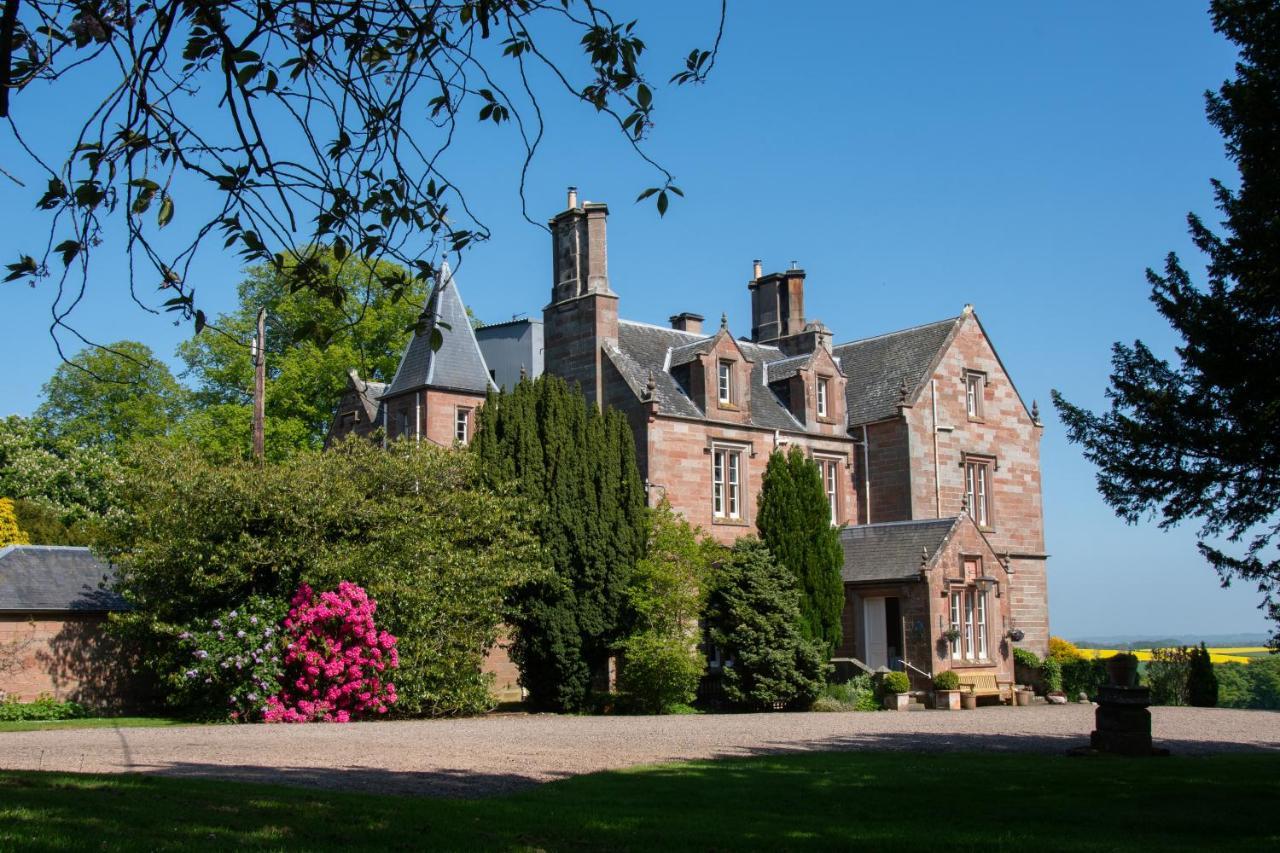 Chirnside Hall Hotel Екстериор снимка