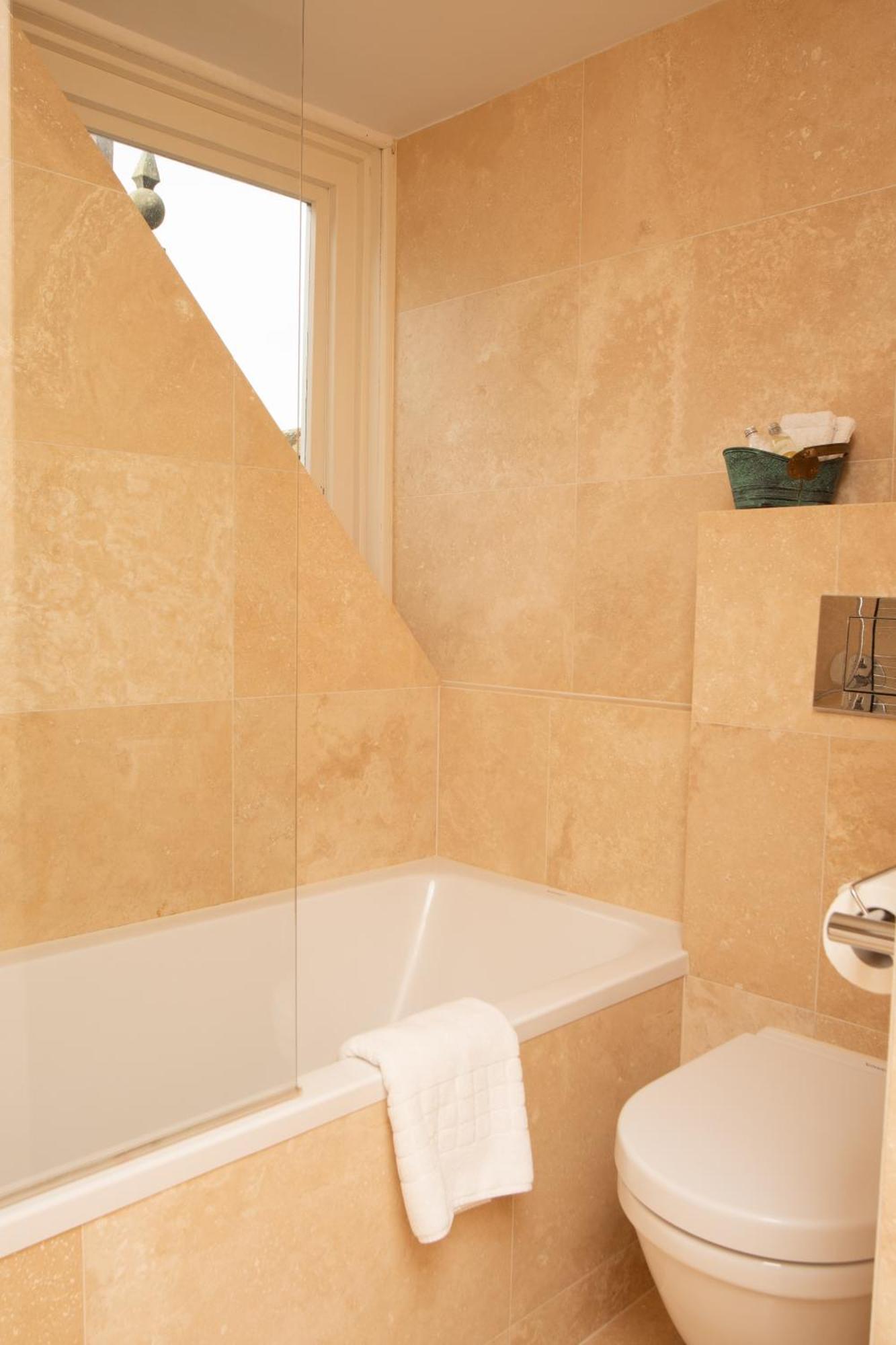 Chirnside Hall Hotel Стая снимка